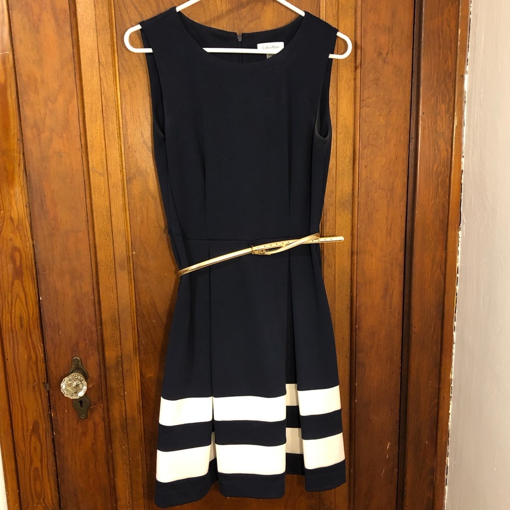 Sleeveless dress